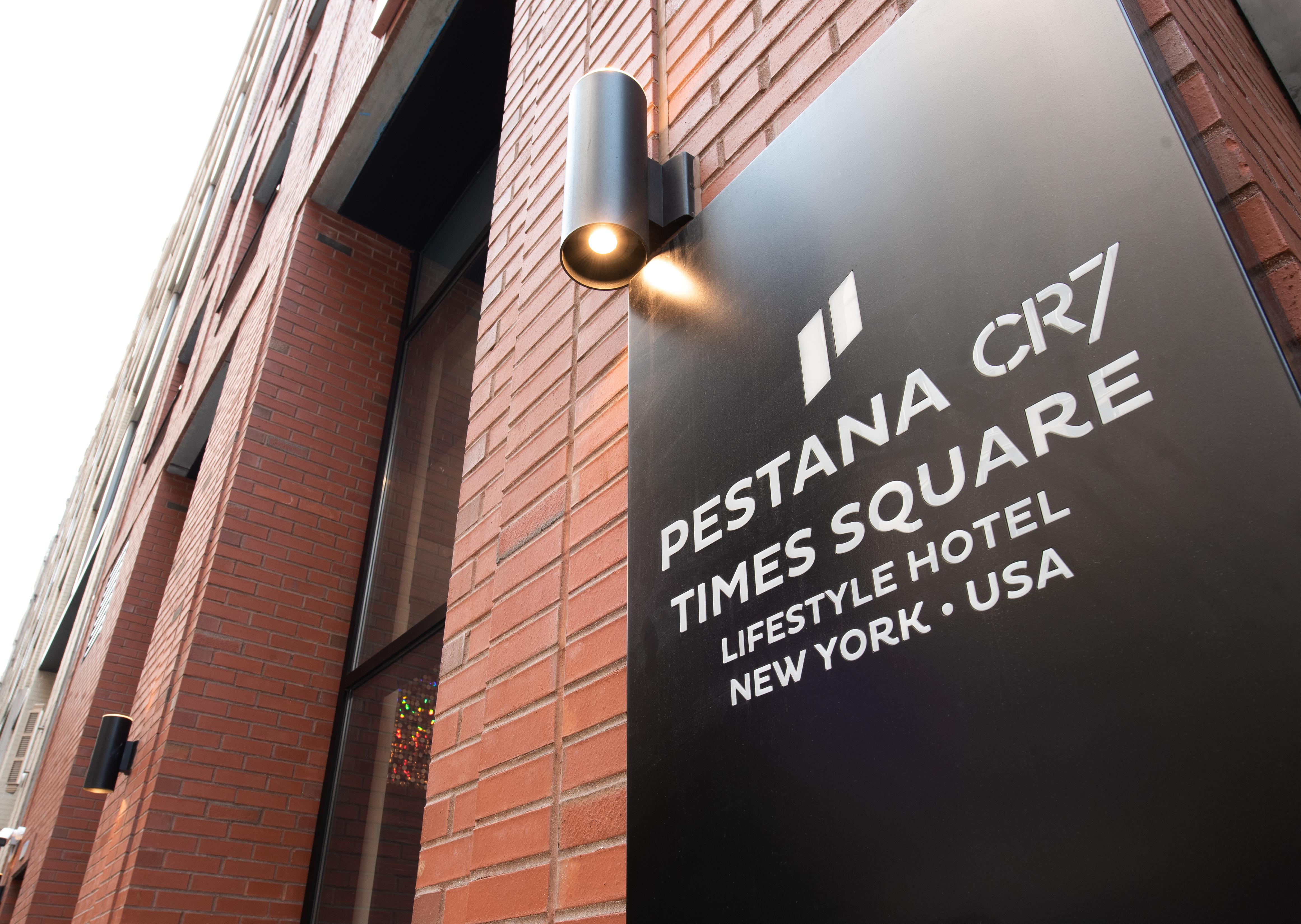 Pestana Cr7 Times Square Otel New York Dış mekan fotoğraf